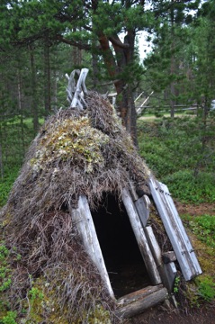 Peat storage hut, Siida museum